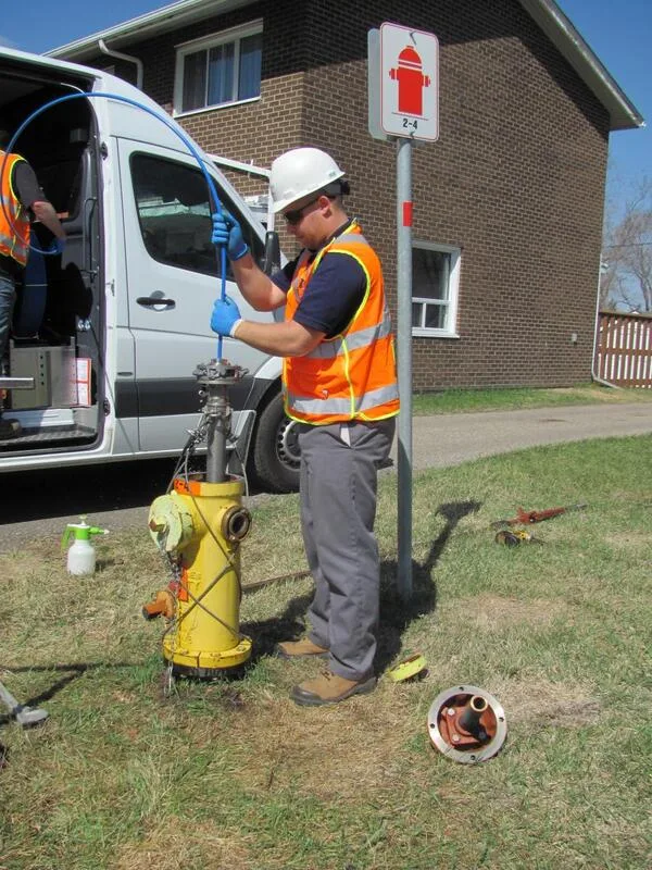 Investigator+™ fire hydrant inspection and leak detection